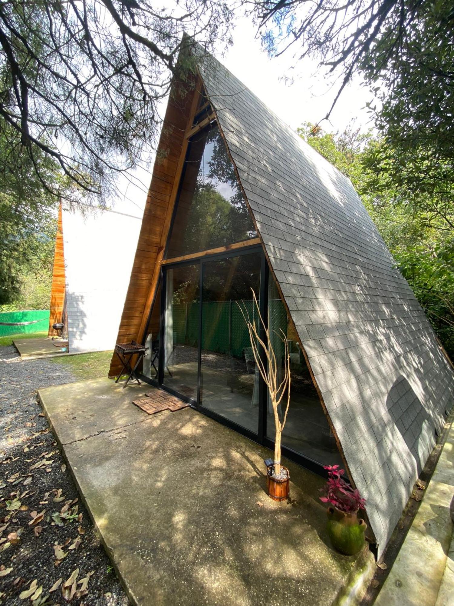 Cabanas Alpina, Romantica Y Acogedora A 10 Minutos Del Centro Tepoztlán Esterno foto